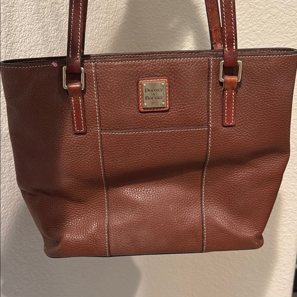 Dooney & Bourke Brown Shoulder Bag with Classic Tote Shape